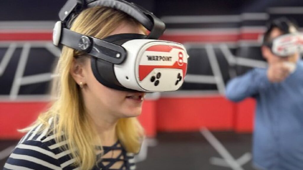 VR игры для компании Пенза: как выбрать арену и формат отдыха